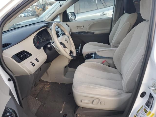 2014 Toyota Sienna LE