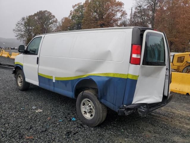 2021 Chevrolet Express G2500