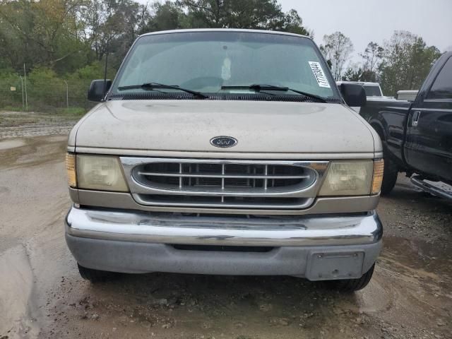 2001 Ford Econoline E350 Super Duty Wagon