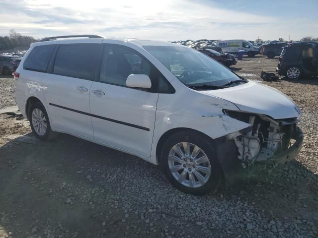 2013 Toyota Sienna XLE