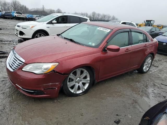 2013 Chrysler 200 Touring