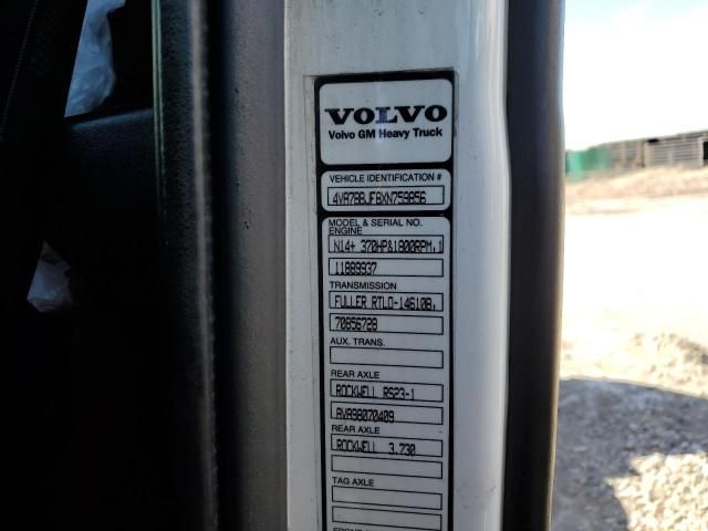 1999 Volvo VN