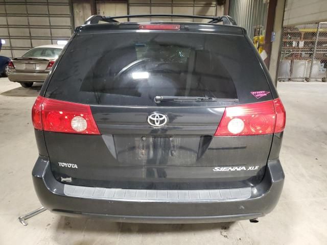 2009 Toyota Sienna XLE