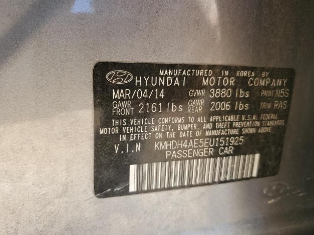 2014 Hyundai Elantra SE