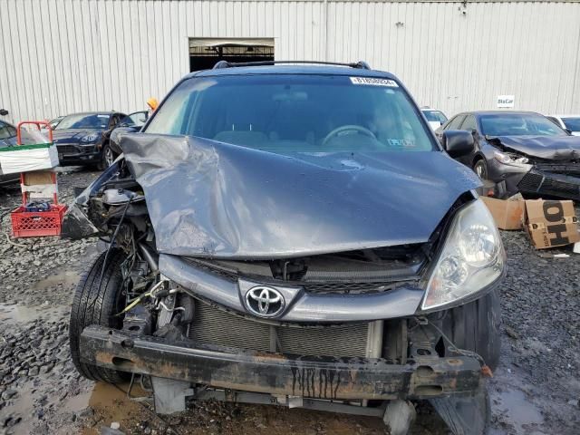 2006 Toyota Sienna CE