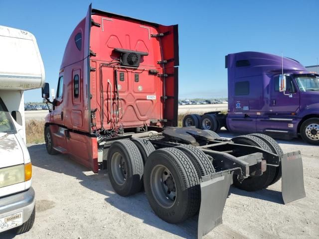 2017 Freightliner Cascadia 125