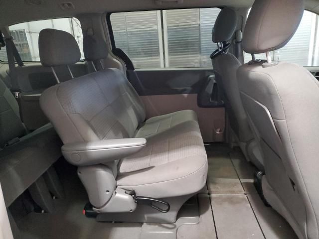 2008 Chrysler Town & Country LX