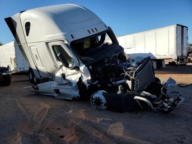 2024 Freightliner Cascadia 126