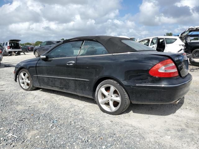 2005 Mercedes-Benz CLK 320