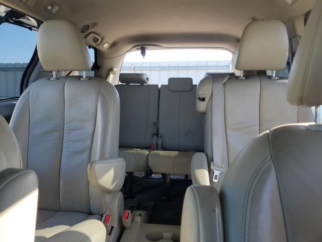 2011 Toyota Sienna XLE