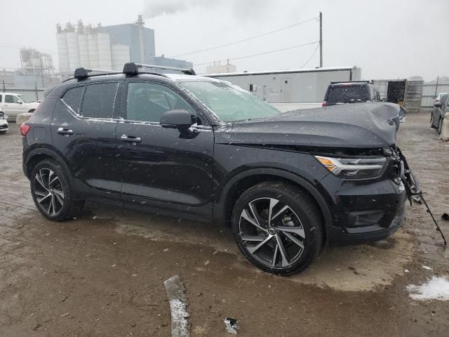 2021 Volvo XC40 T5 R-Design