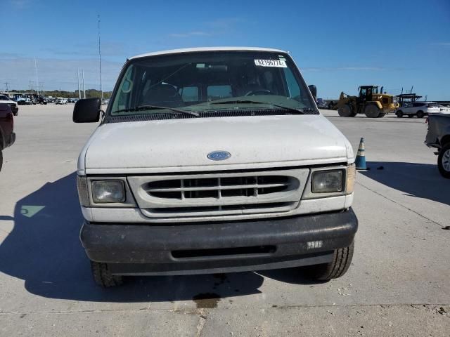 2002 Ford Econoline E350 Super Duty Wagon