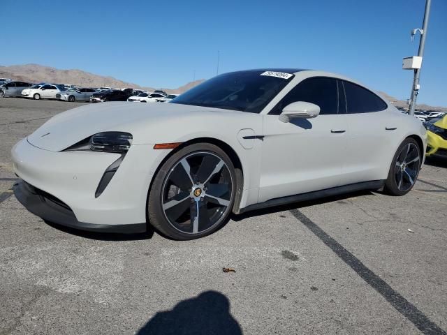 2022 Porsche Taycan