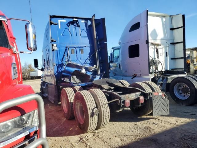 2015 Freightliner Cascadia 125