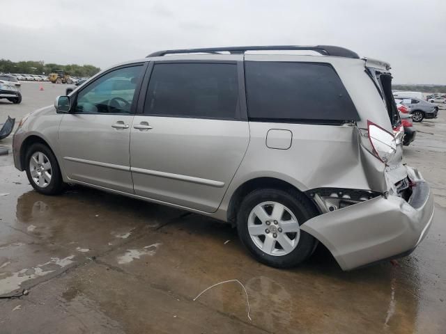 2009 Toyota Sienna XLE