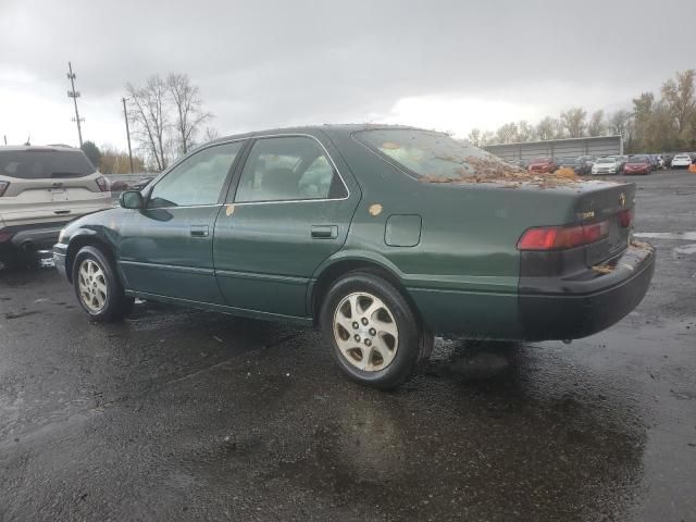 1999 Toyota Camry LE