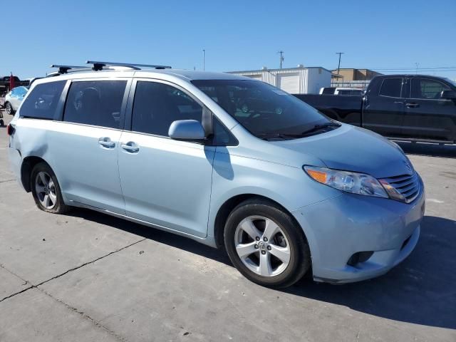 2015 Toyota Sienna LE