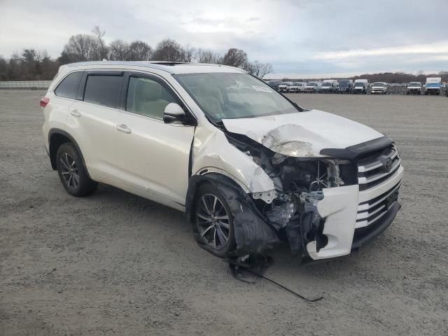 2018 Toyota Highlander SE