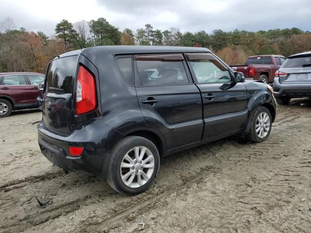 2013 KIA Soul +