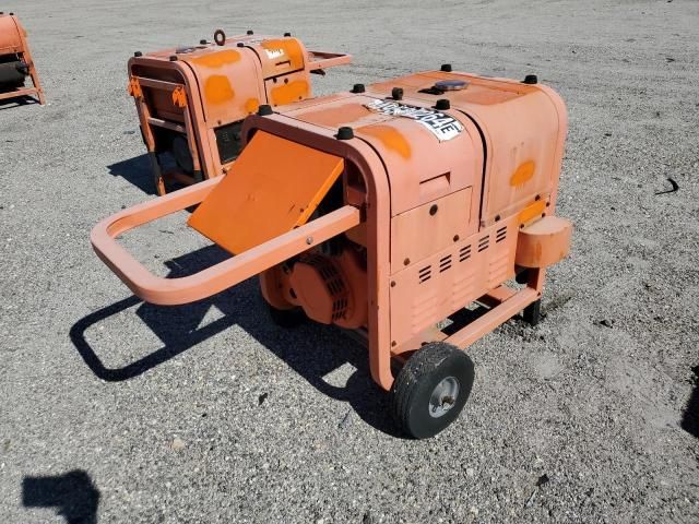 2010 Titan TG 7500D