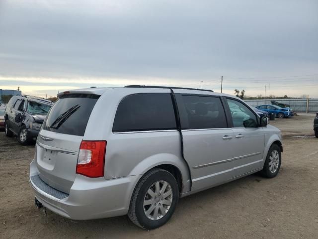 2011 Chrysler Town & Country Touring L