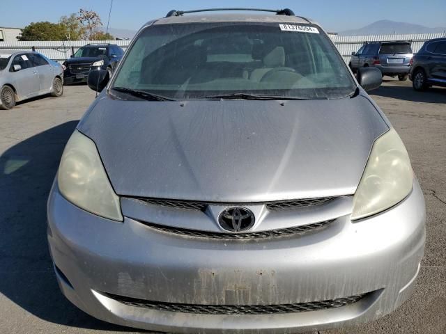 2006 Toyota Sienna CE