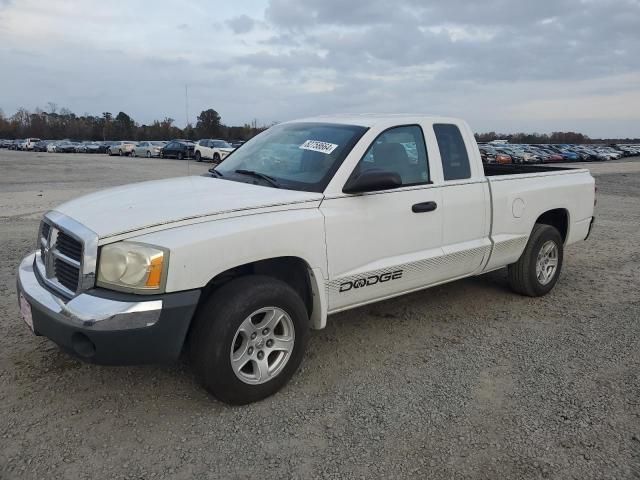 2005 Dodge Dakota SLT