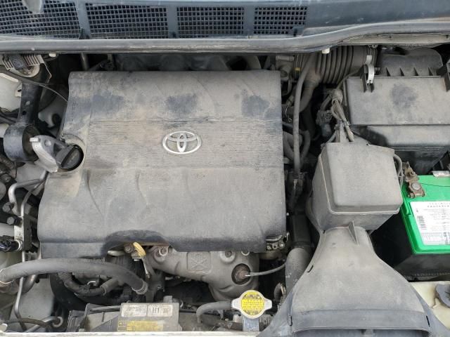 2012 Toyota Sienna LE