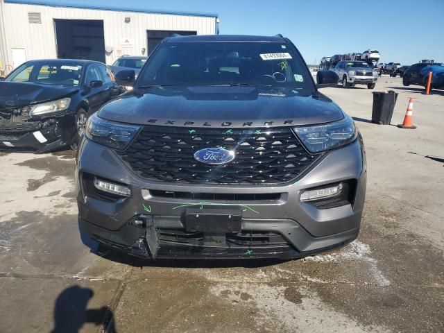 2023 Ford Explorer ST-Line