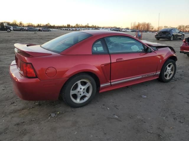 2000 Ford Mustang