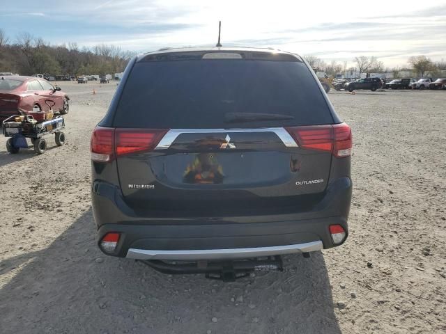 2016 Mitsubishi Outlander SE