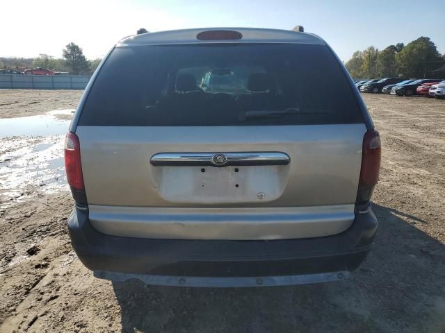 2005 Chrysler Town & Country Limited