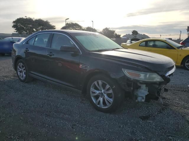 2011 Ford Taurus SE