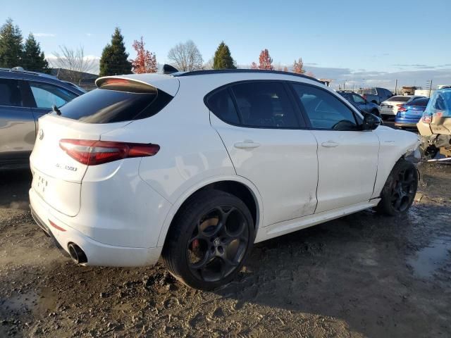 2022 Alfa Romeo Stelvio TI