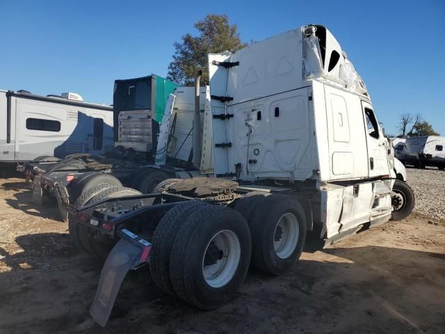 2023 Freightliner Cascadia 126