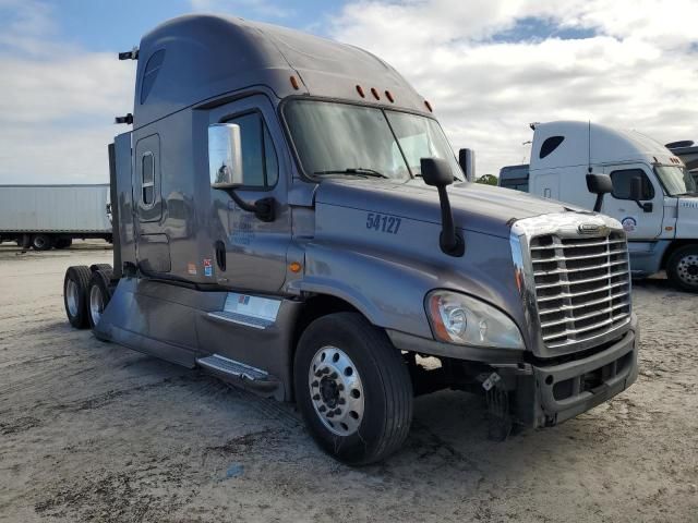 2015 Freightliner Cascadia 125