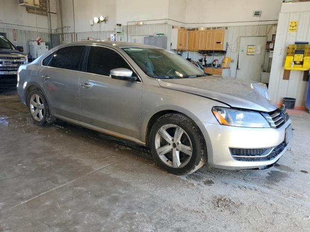 2013 Volkswagen Passat SE