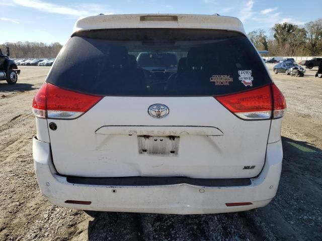 2011 Toyota Sienna XLE