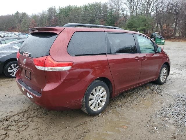 2011 Toyota Sienna XLE