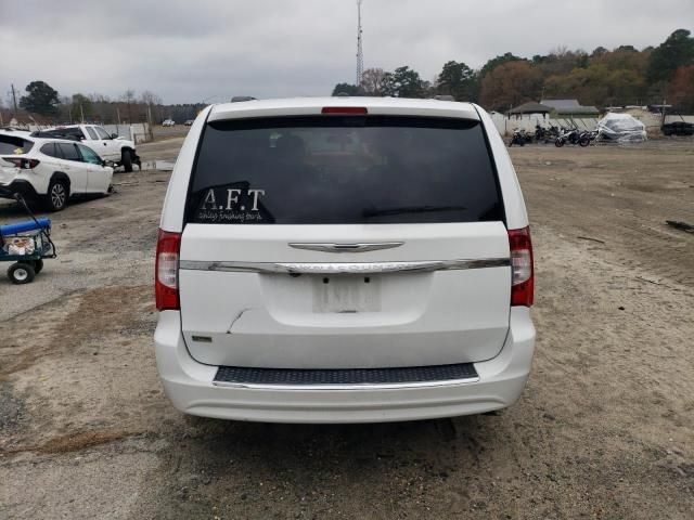 2014 Chrysler Town & Country Touring