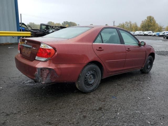 2005 Toyota Camry LE