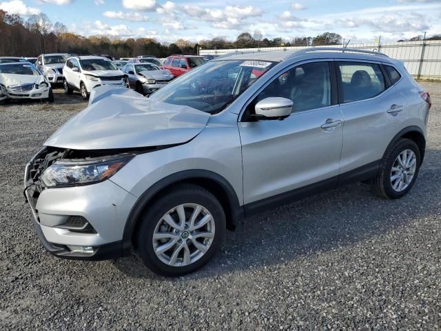 2022 Nissan Rogue Sport SV