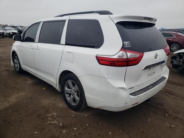 2015 Toyota Sienna LE