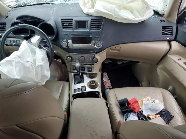 2011 Toyota Highlander Base