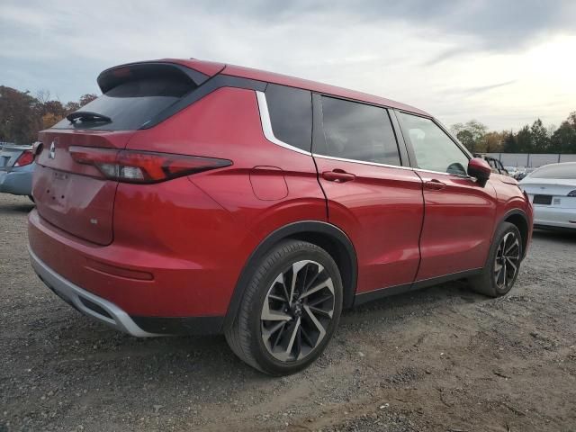 2022 Mitsubishi Outlander SE