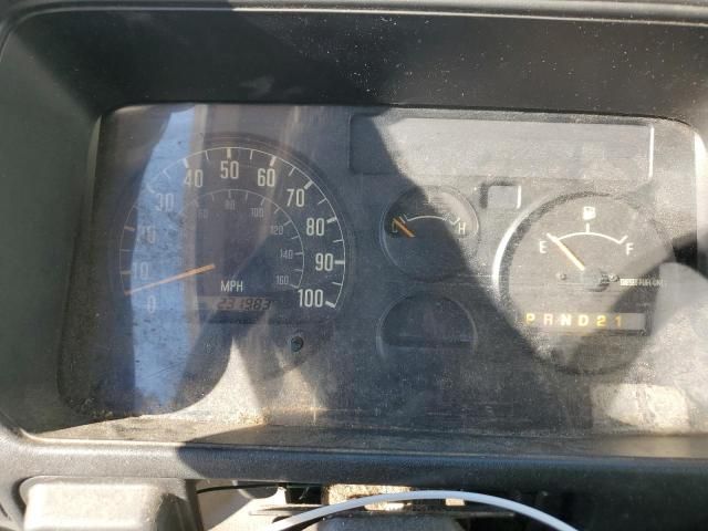 2002 GMC W3500 W35042