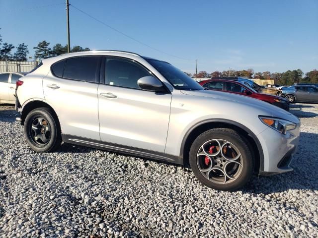 2022 Alfa Romeo Stelvio TI