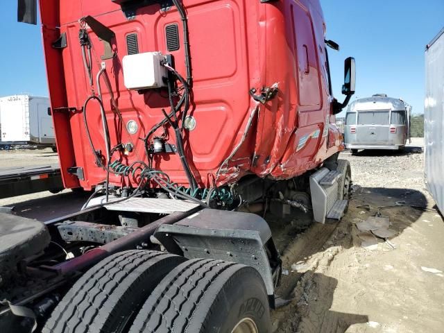 2016 Freightliner Cascadia 125