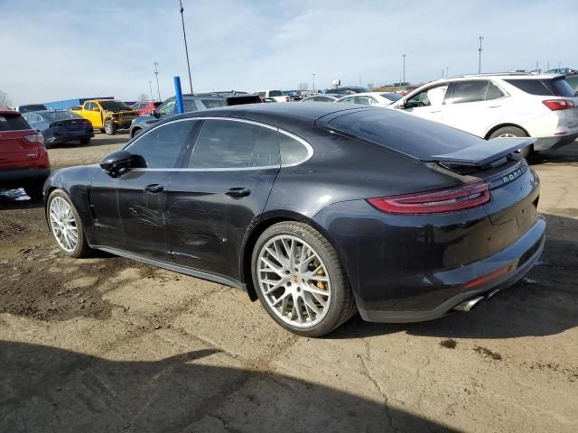 2018 Porsche Panamera 4S