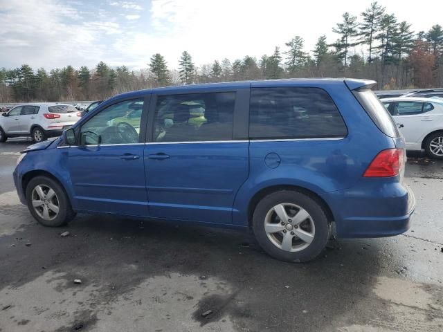 2010 Volkswagen Routan SEL